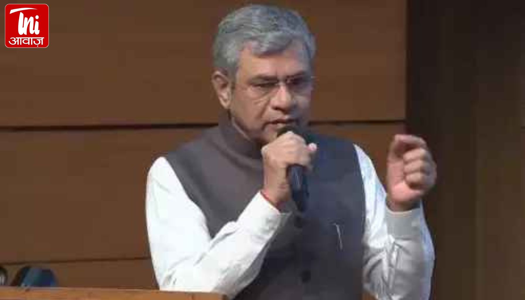 केंद्र का मेगा प्लान: 100 इंडस्ट्रियल पार्क को मंजूरी, नरेंद्र मोदी सरकार का ₹33,660 करोड़ का बड़ा दांव