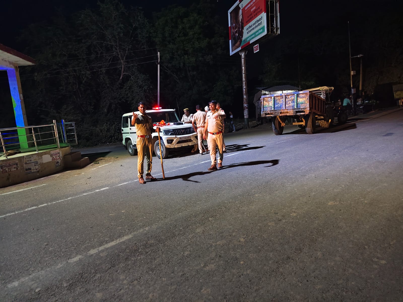 भरतपुर में पुलिस की बड़ी कार्रवाई, गैंगस्टर विनोद पथैना सहित 7 बदमाश गिरफ्तार