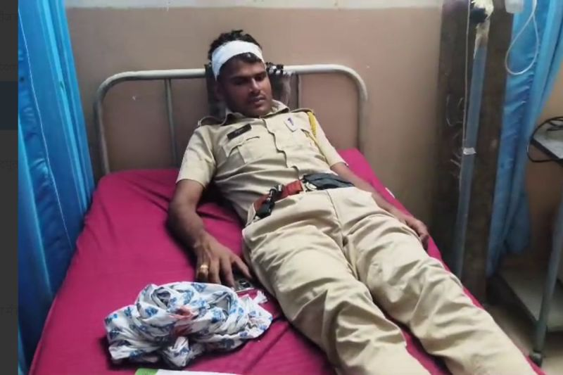 देवगढ़ में सड़क हादसे के बाद बवाल, प्रदर्शन के दौरान पुलिस-ग्रामीणों में झड़प