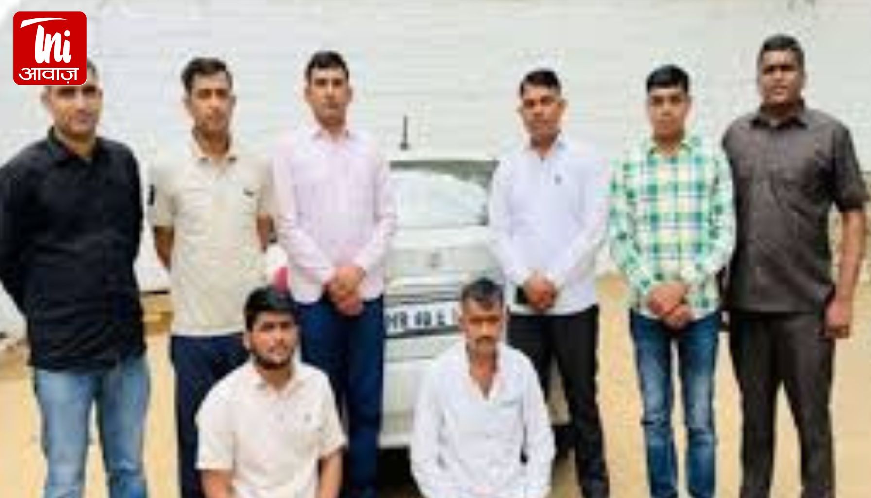 : 40 हजार का इनामी शगुन देखकर निकलता था तस्कर, गिरफ्तार: तांत्रिक से बनवाया था जादुई कड़ा