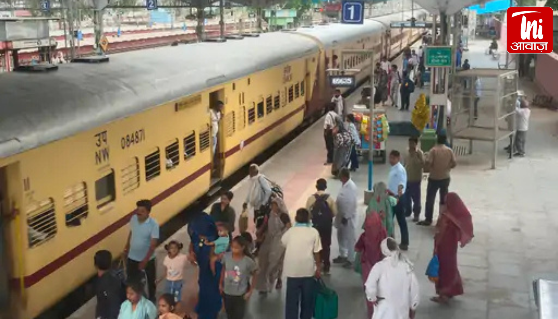 खातीपुरा में रेलवे मेंटेनेंस का असर, रानीखेत एक्सप्रेस समेत कई ट्रेनों का रूट बदला; यात्रियों की बढ़ी परेशानी