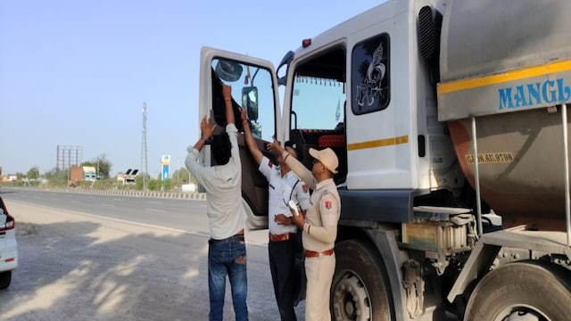 राजस्थान में सड़क सुरक्षा अभियान: 50,174 वाहनों पर कार्रवाई
