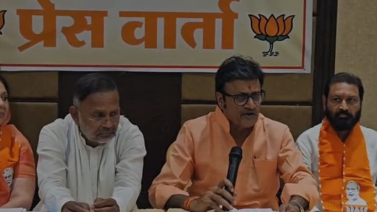 राहुल गांधी के कोटा दौरे पर राठौड़ का हमला, बताया राजनीतिक पर्यटन