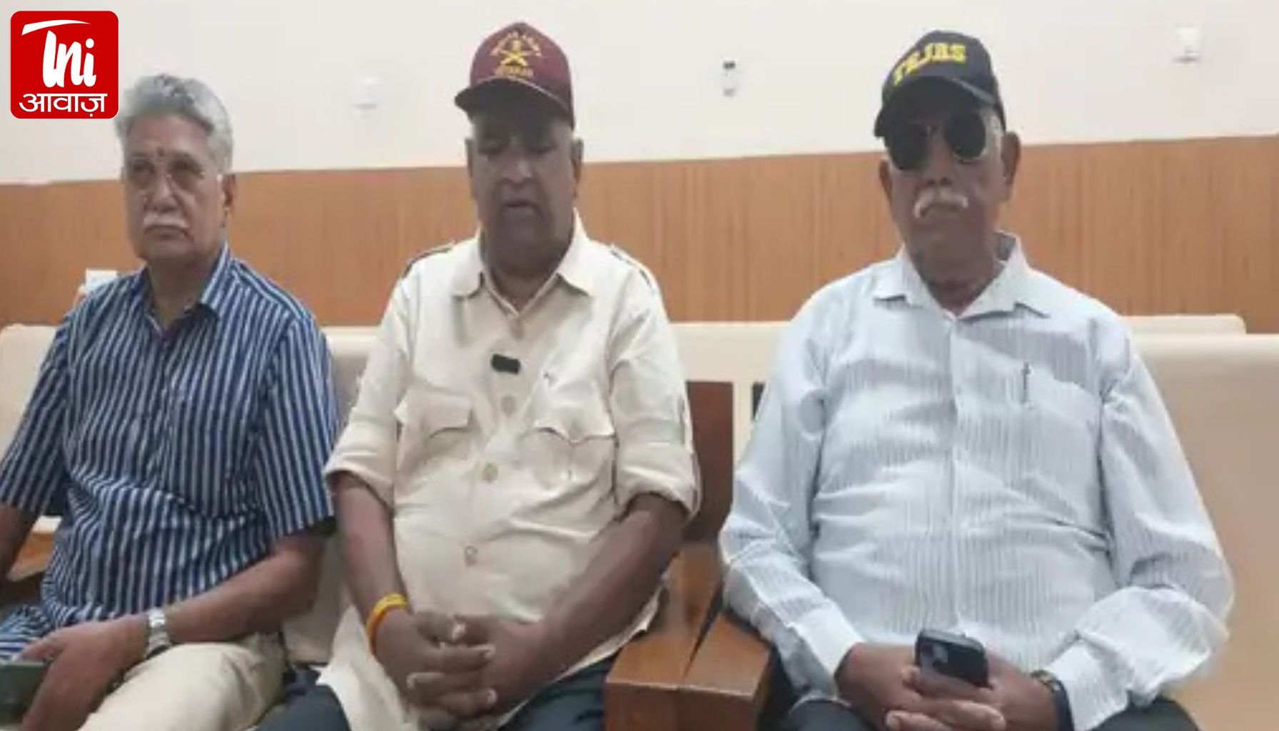 पूर्व सैनिक सेवा परिषद ने सराहा एयर स्ट्राइक, राजपुरोहित बोले- आम लोग प्रशासन का सहयोग करें, अफवाहों से बचें