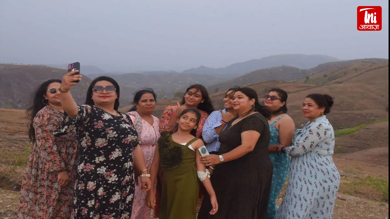 उदयपुर में प्री-मानसून बारिश, कई इलाकों में जलभराव और पेड़ गिरे