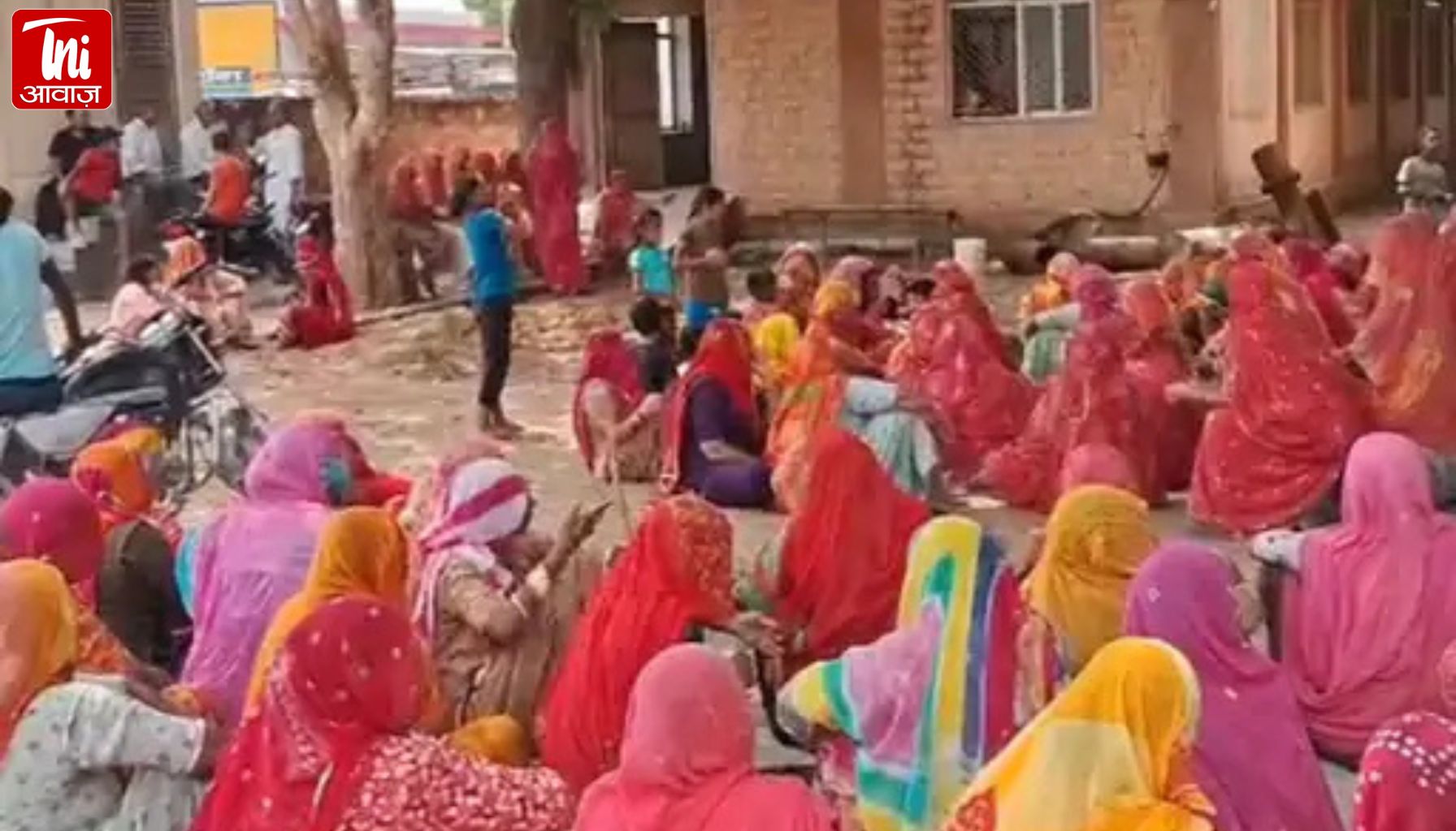 जोधपुर के सालावास में गहराया जल संकट: पानी की किल्लत से त्रस्त महिलाओं ने किया जलदाय विभाग का घेराव