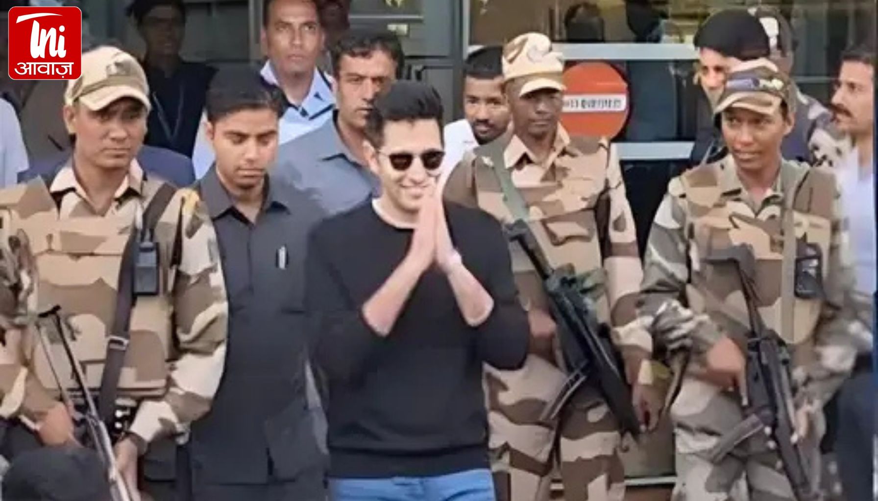 राघव चड्ढा की सुरक्षा वापस, AAP में भूचाल: क्या पार्टी और सांसद के बीच बढ़ गई है खाई?