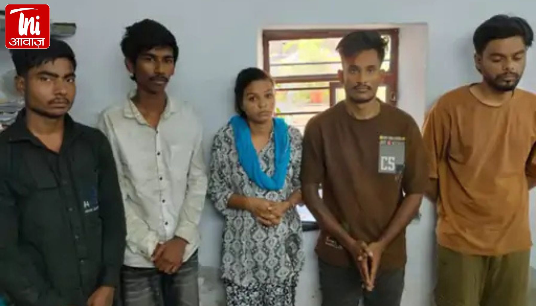 जयपुर ज्वेलरी चोरी मामले में बरामद सिल्वर सिल्ली और गिरफ्तार आरोपी