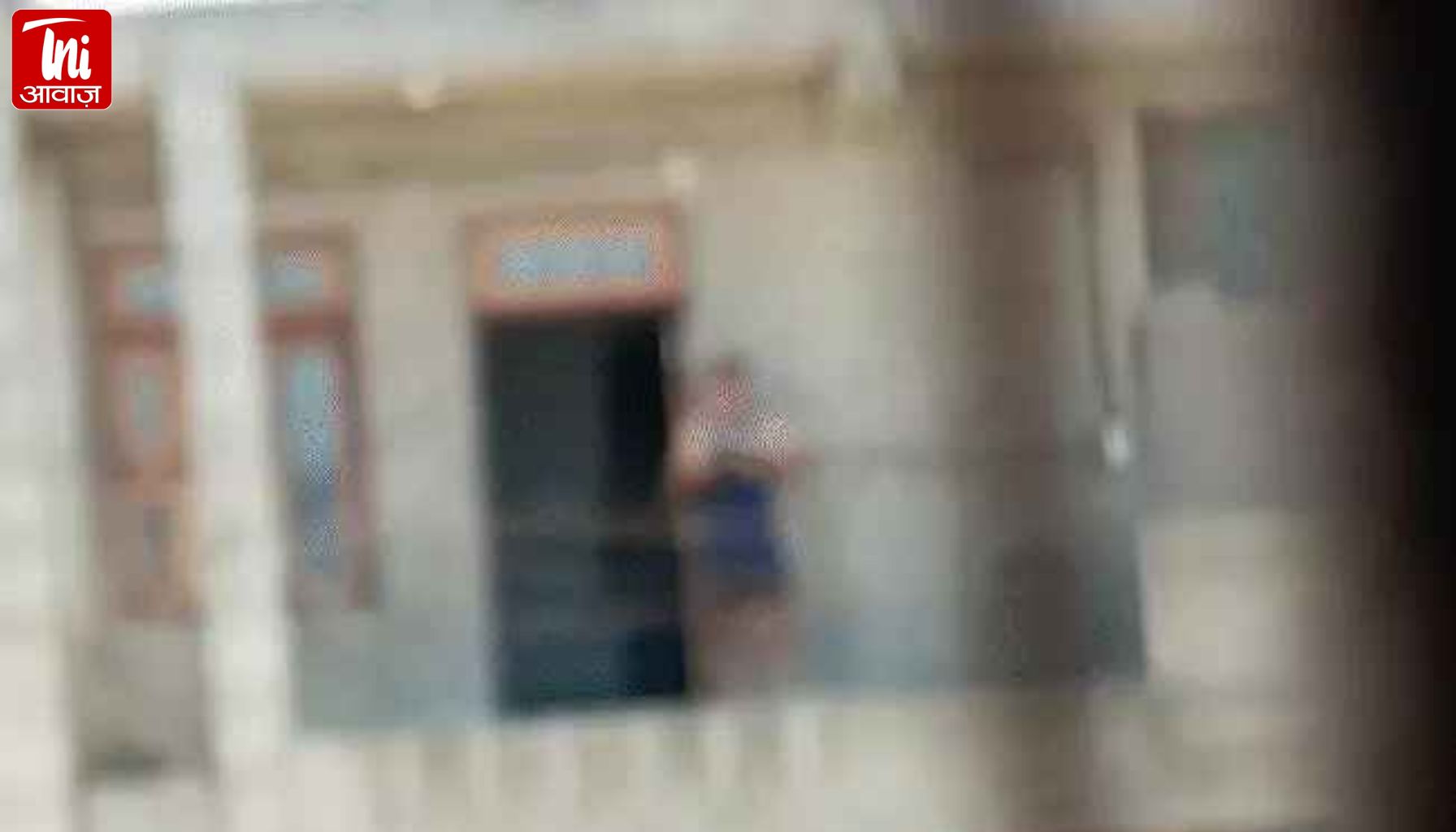 जयपुर में जमीन विवाद में पथराव: गाड़ियों के शीशे तोड़े, हमले में तानी बंदूक, पुलिस ने संभाला मामला