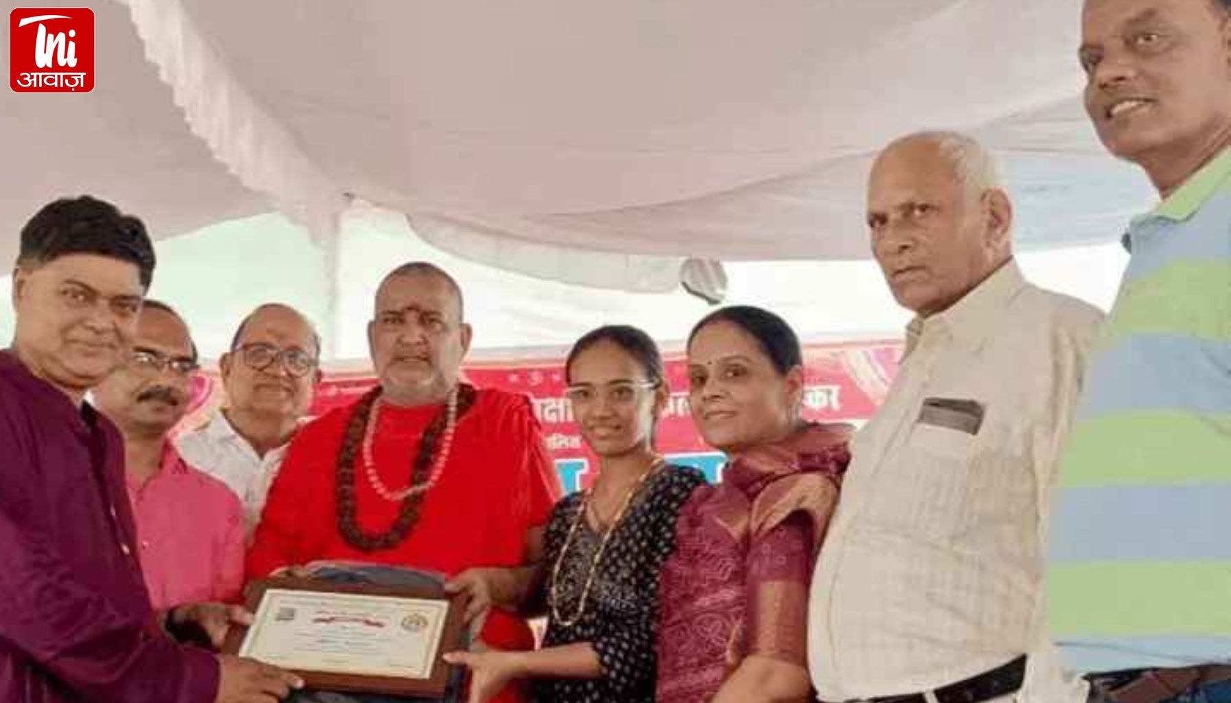 जोधपुर में श्रीमाली ब्राह्मण समाज ने 75 प्रतिभाओं का किया सम्मान: महामंडलेश्वर स्वामी हितेश्वरानंद सरस्वती ने कहा- 'यही प्रतिभाएं उच्च पदों तक पहुंचेंगी'