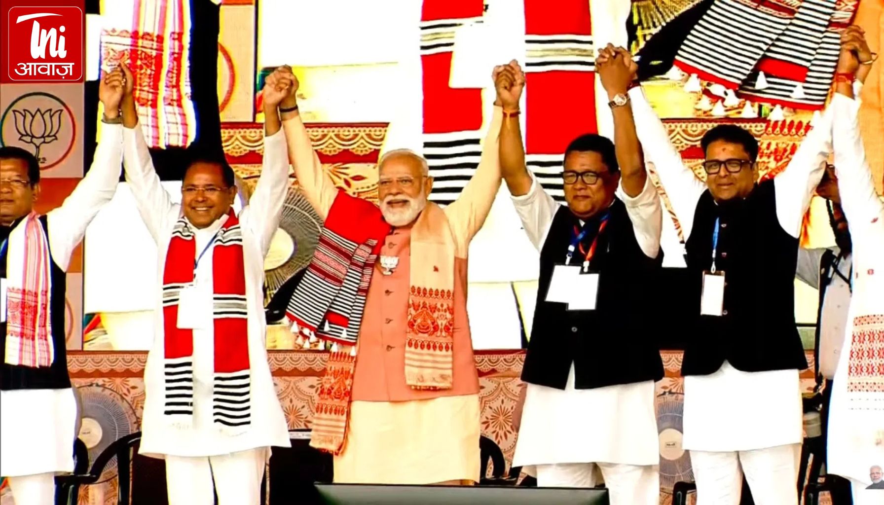 असम में PM मोदी का बड़ा वार: बोले- कांग्रेस के ‘राजकुमार’ लगाएंगे हार का शतक; चाय के साथ ‘चिप’ बनेगी पहचान