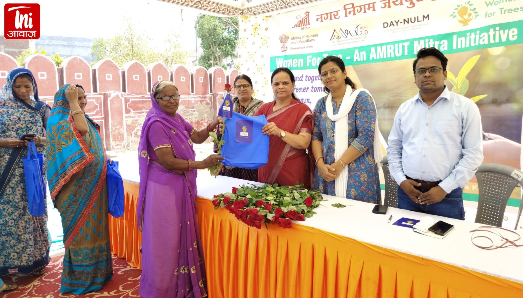 जयपुर हेरिटेज निगम की पहल: महिला स्वयंसेवी समूहों ने लिया पौधों की रक्षा का संकल्प